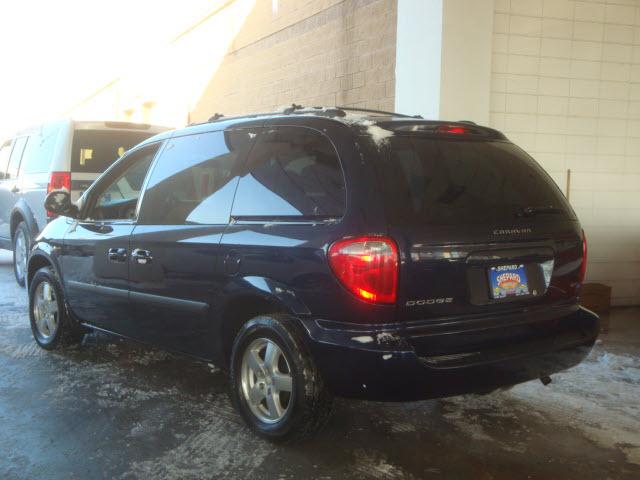 Dodge Caravan 2005 photo 3