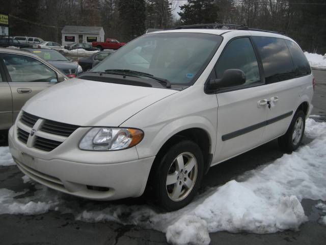 Dodge Caravan 2005 photo 1