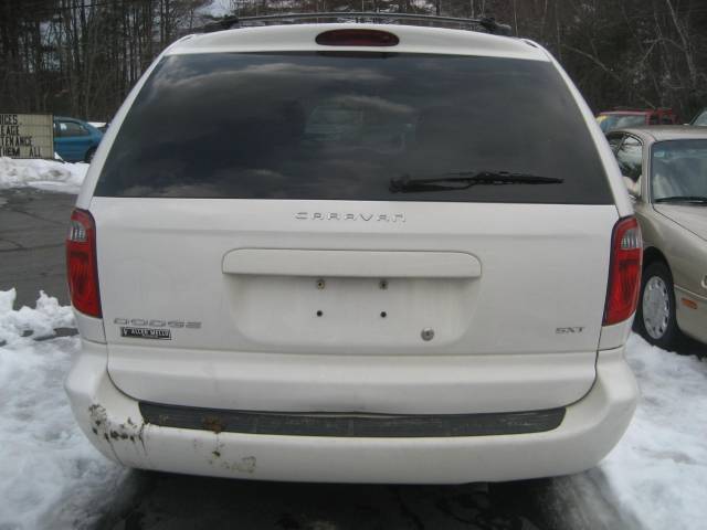 Dodge Caravan 2005 photo 2