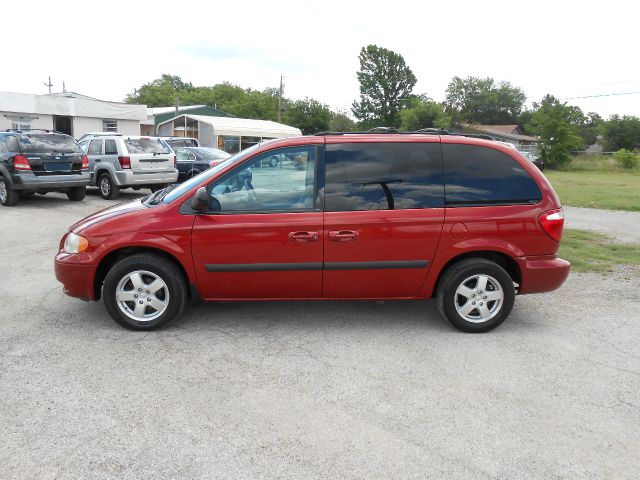 Dodge Caravan 2005 photo 2