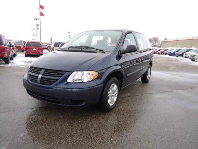 Dodge Caravan SE MiniVan