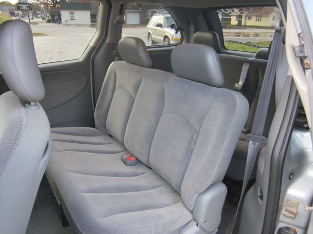 Dodge Caravan 2005 photo 1