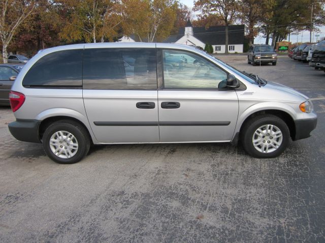 Dodge Caravan 2005 photo 3