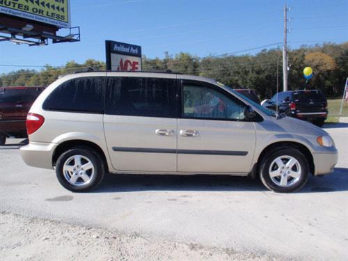 Dodge Caravan 2005 photo 2