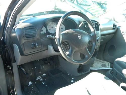 Dodge Caravan 2005 photo 2