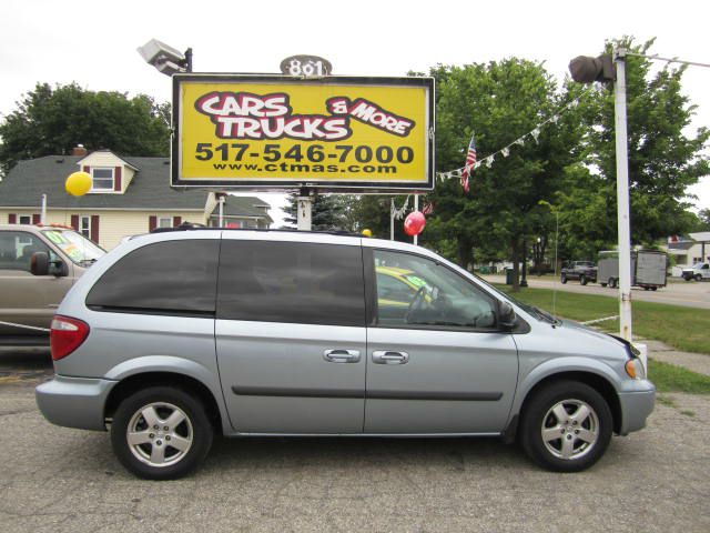 Dodge Caravan 2005 photo 2