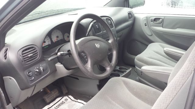 Dodge Caravan S MiniVan