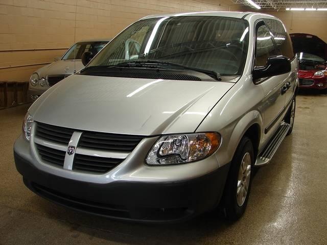 Dodge Caravan 2005 photo 4
