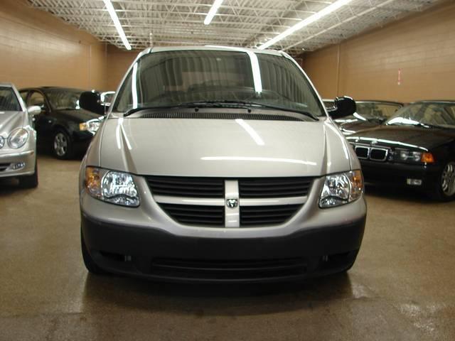 Dodge Caravan 2005 photo 1