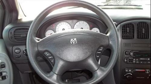 Dodge Caravan 2005 photo 1