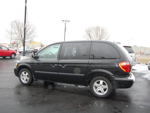 Dodge Caravan 2005 photo 1
