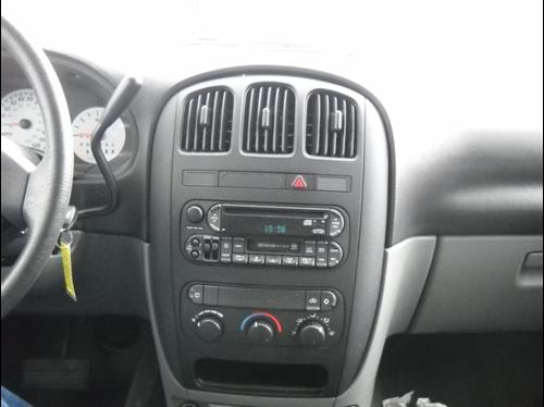 Dodge Caravan 2005 photo 4