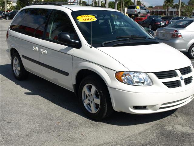 Dodge Caravan 2005 photo 5
