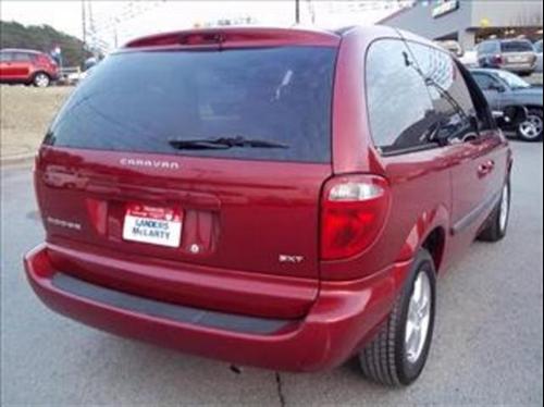 Dodge Caravan 2005 photo 3
