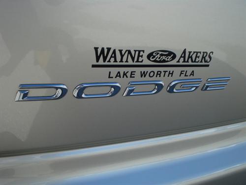 Dodge Caravan 2005 photo 1