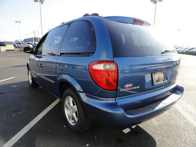 Dodge Caravan 2WD Ext Cab Bighorn/lonestar MiniVan