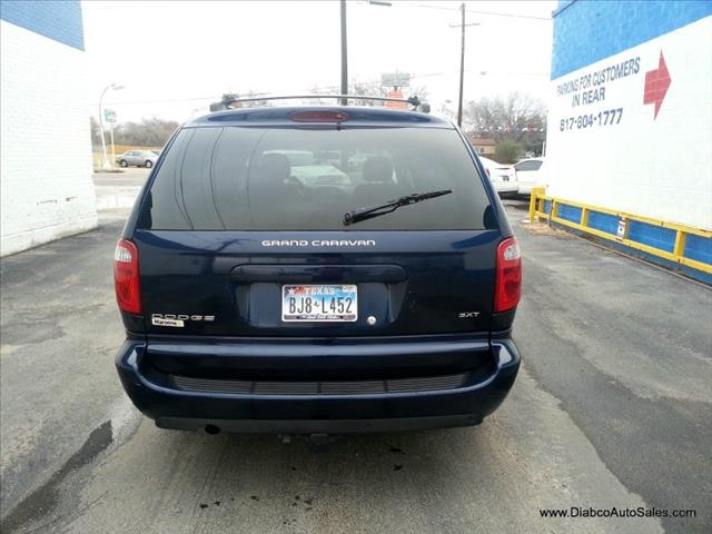 Dodge Caravan 2005 photo 1