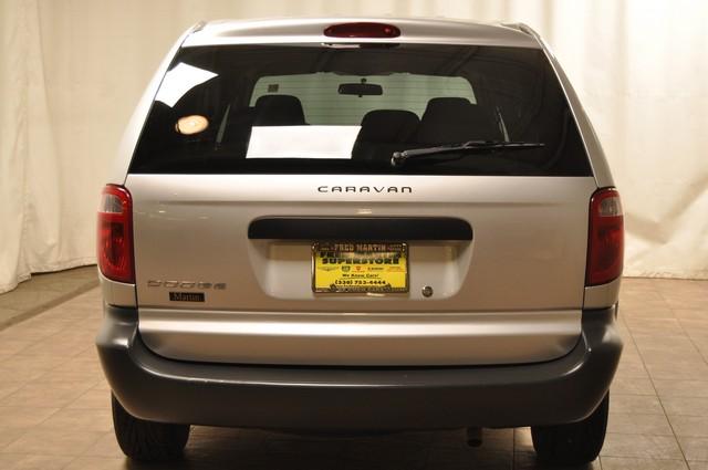 Dodge Caravan 2005 photo 5