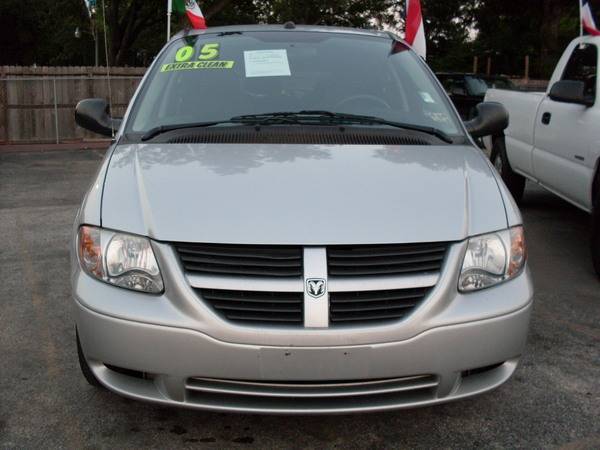 Dodge Caravan SE MiniVan