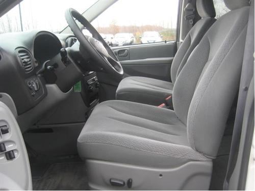Dodge Caravan 2006 photo 2
