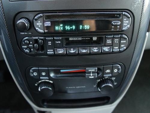 Dodge Caravan 2006 photo 2