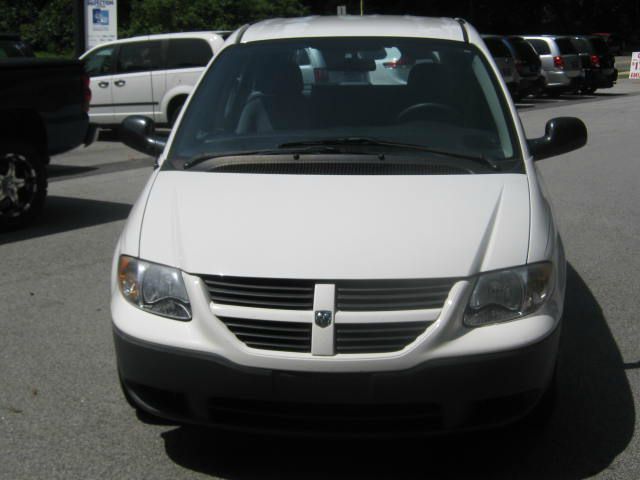 Dodge Caravan 2006 photo 2