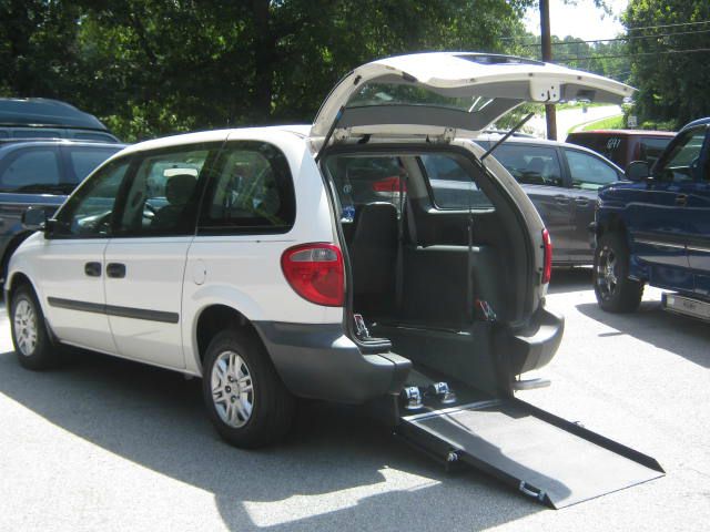 Dodge Caravan 2006 photo 4