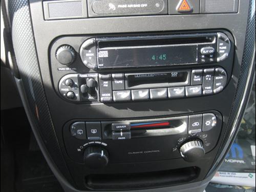 Dodge Caravan 2006 photo 1