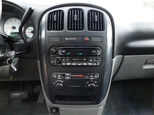 Dodge Caravan 2006 photo 3