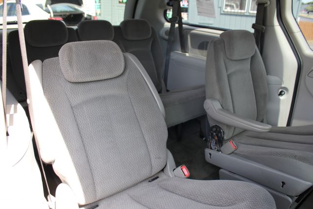 Dodge Caravan 2006 photo 2