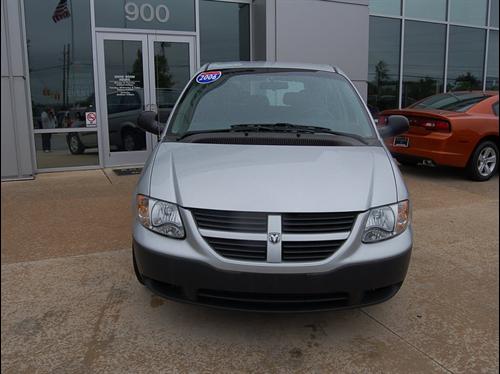 Dodge Caravan 2006 photo 2
