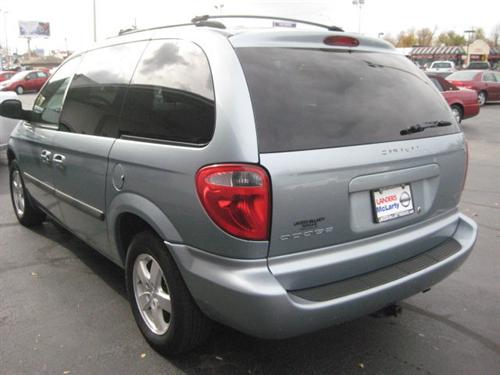 Dodge Caravan 2006 photo 3