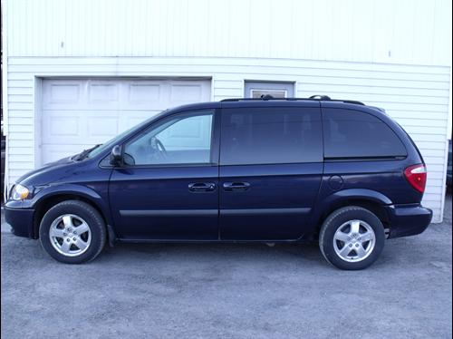 Dodge Caravan 2006 photo 2