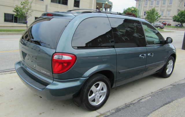 Dodge Caravan 2006 photo 3