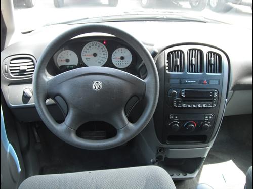 Dodge Caravan 2006 photo 3