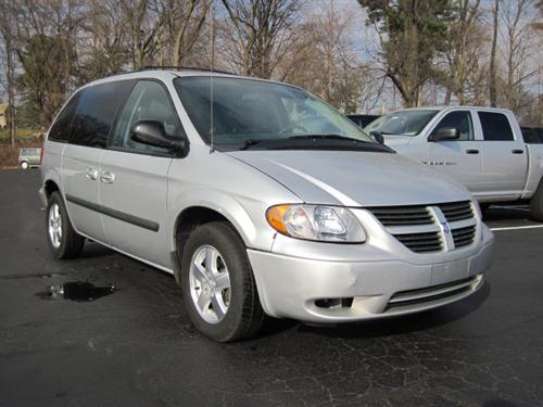 Dodge Caravan 2006 photo 2