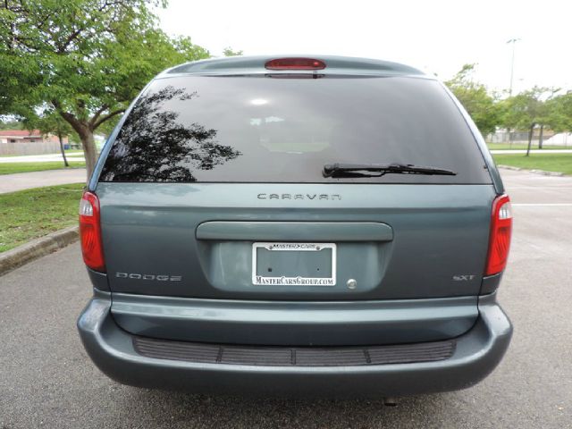 Dodge Caravan 2006 photo 3
