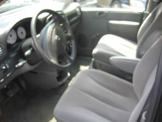 Dodge Caravan 2006 photo 2