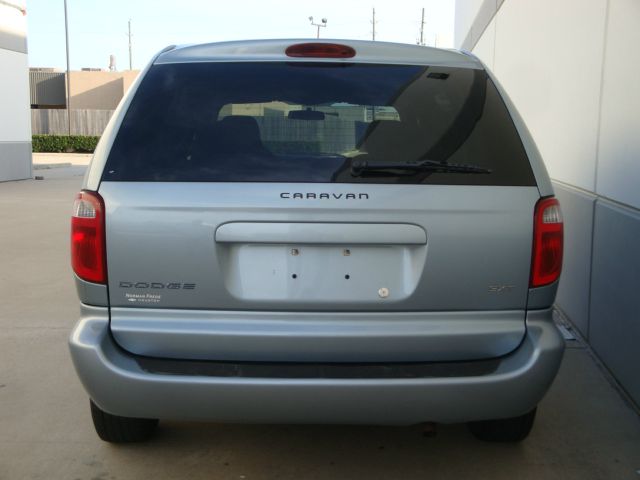 Dodge Caravan 2006 photo 2