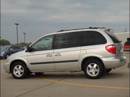 Dodge Caravan 2007 photo 2