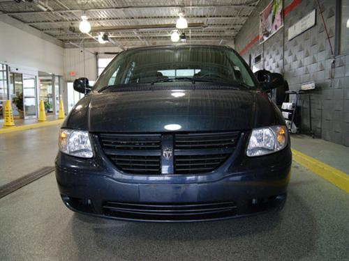 Dodge Caravan 2007 photo 2
