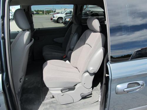 Dodge Caravan 2007 photo 3