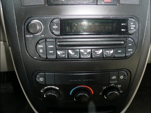 Dodge Caravan 2007 photo 2