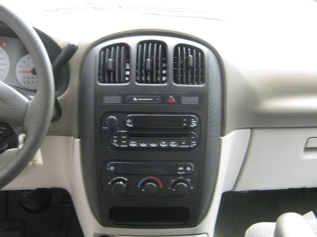 Dodge Caravan 2007 photo 3
