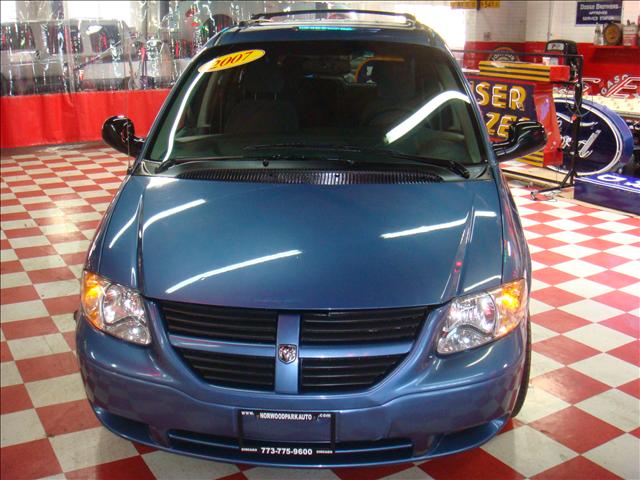 Dodge Caravan 2007 photo 2