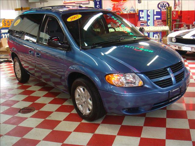 Dodge Caravan S MiniVan