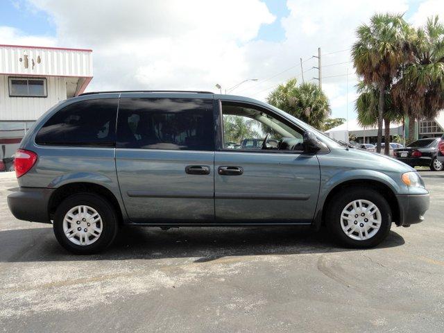 Dodge Caravan 2007 photo 1