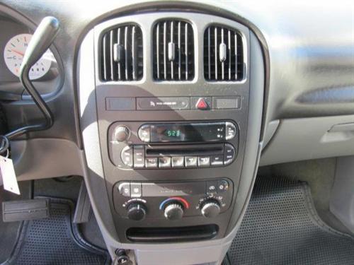 Dodge Caravan 2007 photo 2
