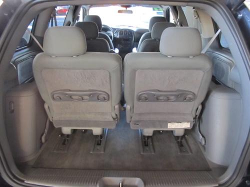 Dodge Caravan 2007 photo 2
