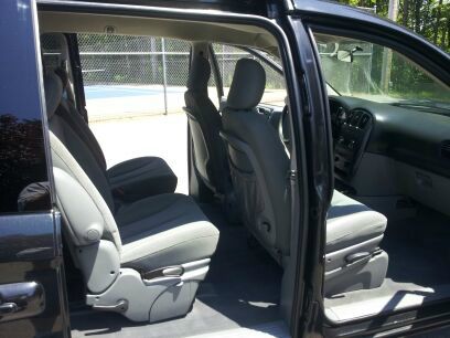 Dodge Caravan S MiniVan